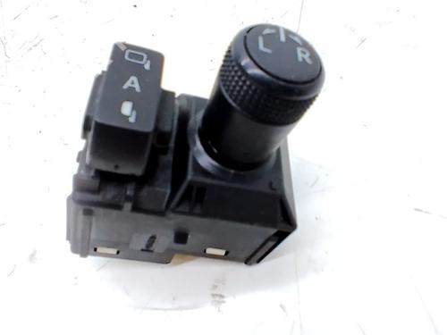 mirror-switch-toyota-c-hr-_x1_-2016-33815640 main image