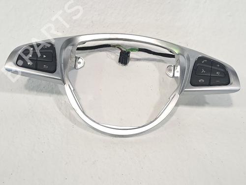 Used Steering wheel controls MERCEDES-BENZ CLA Shooting Brake (X117) CLA 220 CDI / d 4-matic (117.905) (177 hp) 27253354