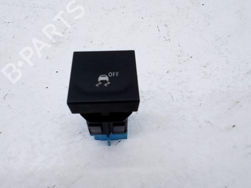 switch-renault-express-box-bodympv-2021-39400482 main image