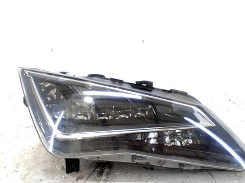 Used Right headlight Right headlight SEAT LEON ST (5F8) 2.0 TDI (150 hp) 34708031 34708031