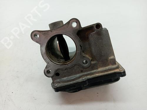Used Throttle body TOYOTA YARIS (_P13_) 1.4 D (NLP130_, NLP130) (90 hp) 23359296
