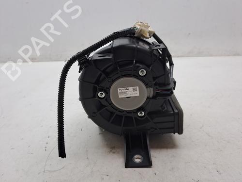 Heater blower motor TOYOTA YARIS (_P13_) 1.5 Hybrid (NHP130_, NHP130) | BP23358404M62 
