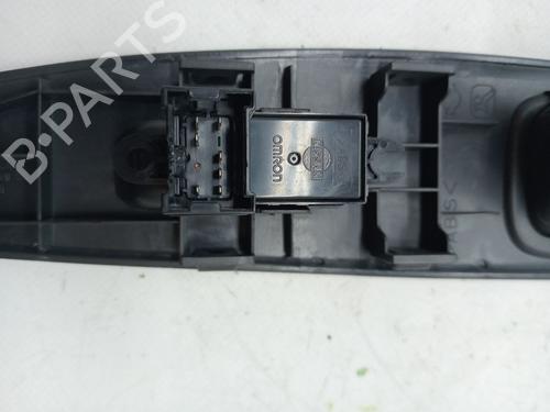 Right front window switch NISSAN PRIMERA (P12) 2.2 Di | BP23359322I26 