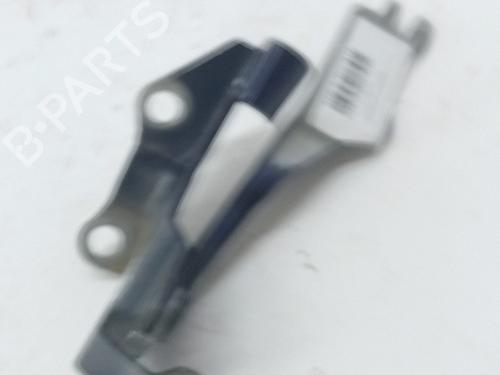 Bisagra/Limitador de puerta Bisagra/Limitador de puerta MAZDA 3 (BK) 1.6 DI Turbo (109 hp) 36026761 36026761