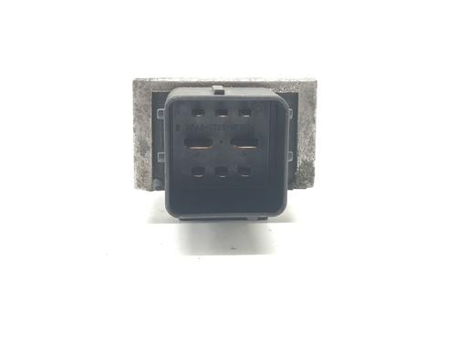 Fuse box FIAT SCUDO Bus (270_, 272_) 2.0 D Multijet | BP28336583E1
