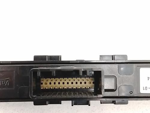 Switch RENAULT MEGANE IV Hatchback (B9A/M/N_) 1.3 TCe 140 (B9NB) | BP36523476I30 - Image 4