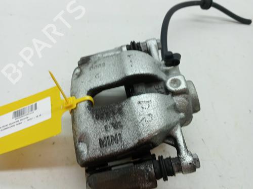 Used Right front brake caliper MINI MINI CLUBMAN (R55) Cooper (120 hp) 23347183