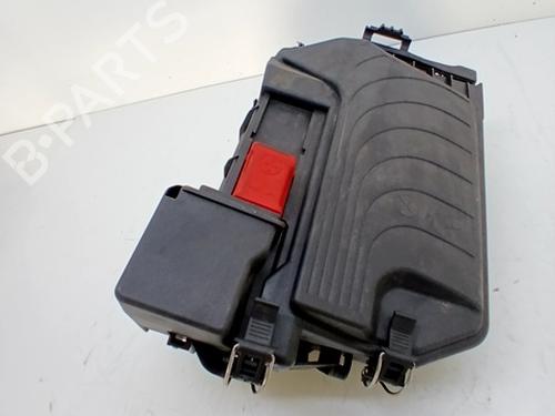 Used Fuse box MERCEDES-BENZ CLA Shooting Brake (X117) CLA 180 (117.942) (122 hp) 32289136