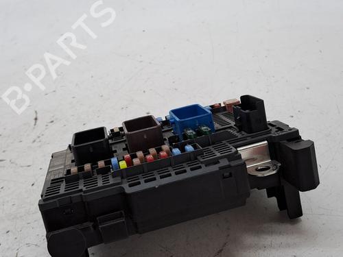 Fuse box PEUGEOT 308 II (LB_, LP_, LW_, LH_, L3_) 1.2 THP 130 | BP27672939E1 
