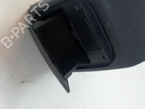 Armrest / Center console PEUGEOT 308 II (LB_, LP_, LW_, LH_, L3_) 1.2 THP 130 | BP24108719I20 