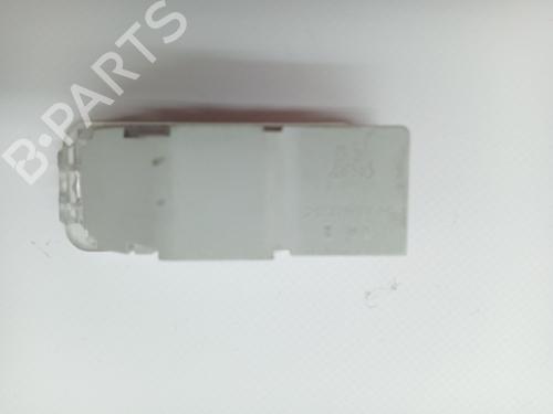 Used Interior roof light PEUGEOT 308 II (LB_, LP_, LW_, LH_, L3_) 1.5 BlueHDi 130 (131 hp) 23359381