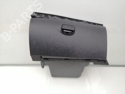 Used Glove box RENAULT MEGANE III Hatchback (BZ0/1_, B3_) 1.5 dCi (BZ0C) (90 hp) 23893544