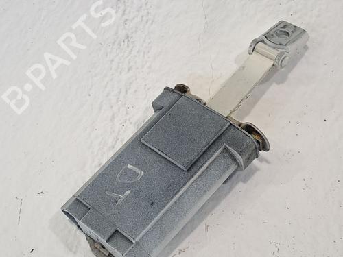 Used Hinge/Door check strap MERCEDES-BENZ E-CLASS (W210) E 280 (210.053) (193 hp) 26682174