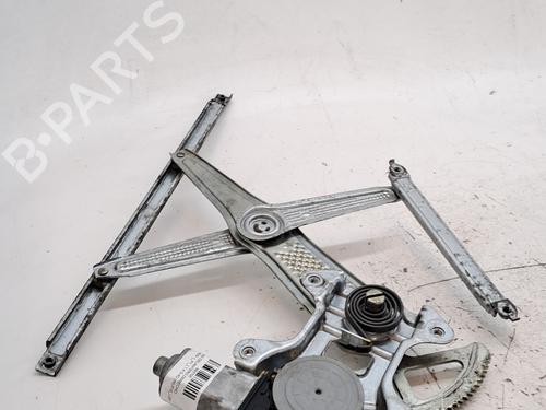 Used Front right window mechanism TOYOTA YARIS (_P1_) 1.4 D-4D (NLP10_, NLP10R) (75 hp) 28179184