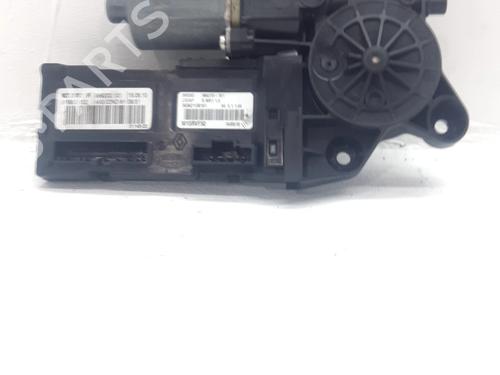 Rudehejsemotor forskærm venstre Rudehejsemotor forskærm venstre RENAULT SCÉNIC III (JZ0/1_) 1.5 dCi (106 hp) 34153908 34153908
