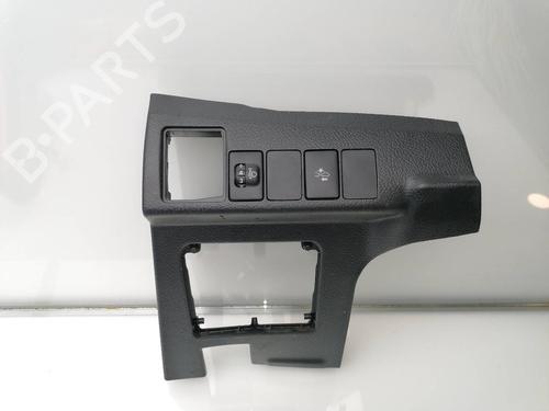 Used Switch TOYOTA AURIS Estate (_E18_) 1.2 (NRE185_, NRE185R, NRE185H) (116 hp) 23386725