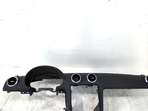 Used Dashboard Dashboard AUDI A3 (8P1) 2.0 TDI 16V (140 hp) 35976953 35976953