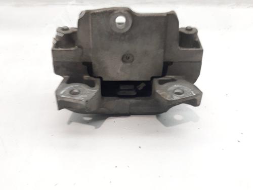 Used Engine mount Engine mount FIAT FREEMONT (345_) 2.0 JTD (140 hp) 33765417 33765417