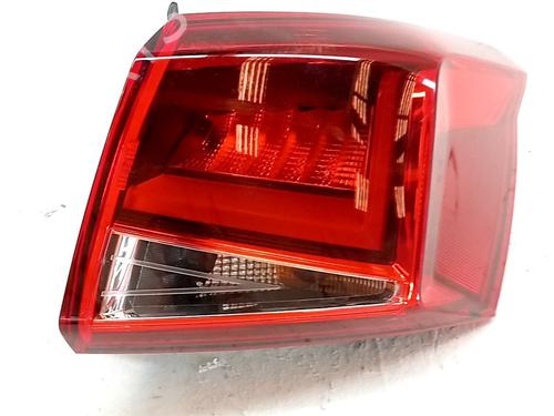 Used Right taillight Right taillight SEAT ARONA (KJ7, KJP) 1.0 TSI (116 hp) 34238402 34238402