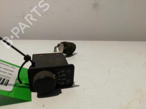 Used Headlight switch NISSAN TERRANO II (R20) 2.7 TDi 4WD (125 hp) 26192047