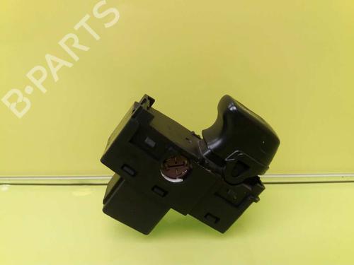 Used Right rear window switch VOLVO V70 II (285) D5 (163 hp) 23874535