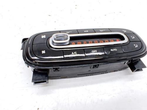 climate-control-smart-fortwo-convertible-453-2015-37288744 main image