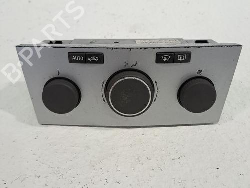 AC Styreenhet / Manøvreringsenhet OPEL ASTRA H GTC (A04) 1.9 CDTi (L08) (150 hp) 24172718