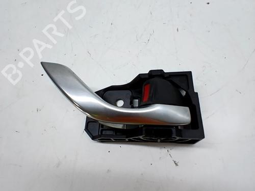 Højre bagtil invendig håndtag MAZDA 6 Saloon (GJ, GL) 2.2 D (GJ2FP) (150 hp) 30772275