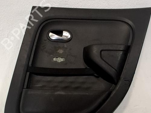 Høyre bakpanel Høyre bakpanel RENAULT TWINGO III (BCM_, BCA_) 0.9 TCe 90 (BCM9, BCM2) (90 hp) 33767763 33767763