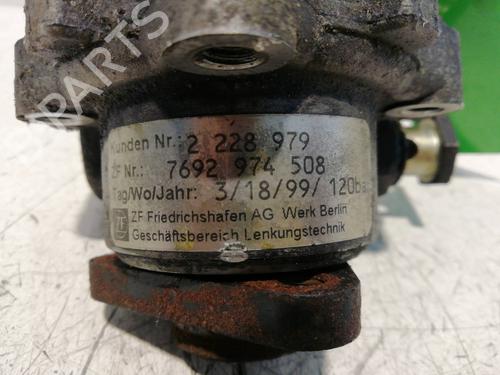 Used Steering pump BMW 3 (E36) 318 i (113 hp) 24883945