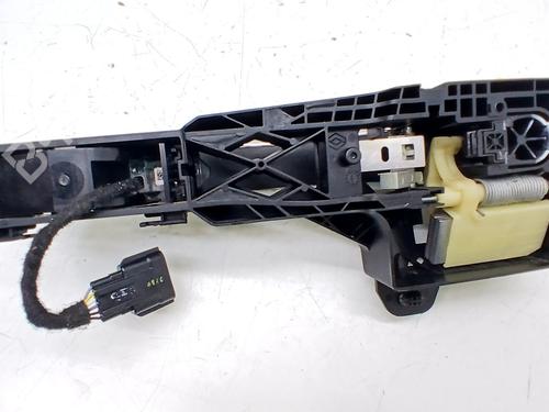 Used Front right exterior door handle Front right exterior door handle RENAULT TALISMAN (LP_) 1.7 Blue dCi 120 (LPA7) (120 hp) 33841922 33841922