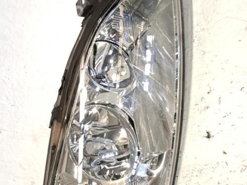 Used Right headlight Right headlight FORD MONDEO III (B5Y) 1.8 SCi (130 hp) 34154403 34154403