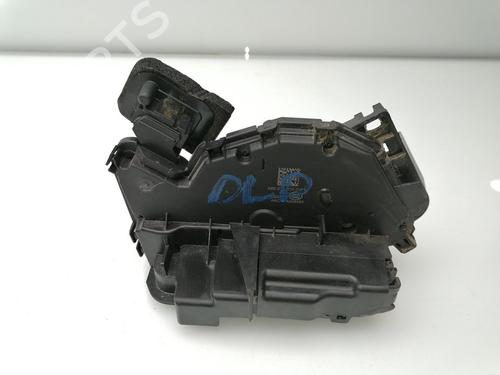 Used Rear right lock VW GOLF VII (5G1, BQ1, BE1, BE2) 1.0 TSI (110 hp) 23385261