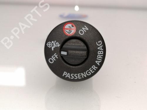Spak kontakt RENAULT KADJAR (HA_, HL_) 1.5 dCi 110 (HLA3) (110 hp) 23419679