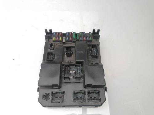 Used Fuse box PEUGEOT 307 Break (3E) 2.0 HDi 135 (136 hp) 23939808