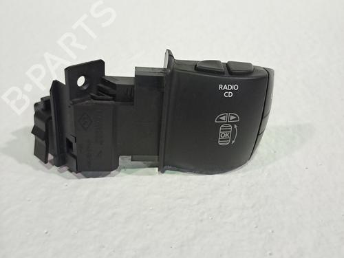 Used Switch RENAULT MEGANE III Hatchback (BZ0/1_, B3_) 1.9 dCi (BZ0N, BZ0J) (131 hp) 24240311