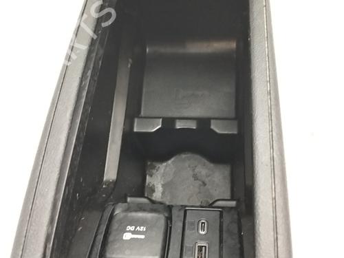 Middle console FIAT 500e (332_) Elektro 3+1 (FA1) | BP39556193I22 - Image 3