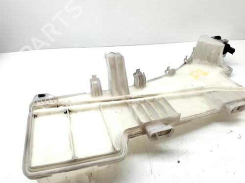 Used Windscreen washer tank Windscreen washer tank 30294363 30294363