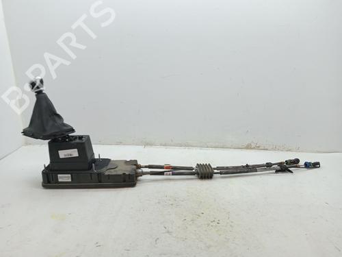 Used Gear lever PEUGEOT 308 II (LB_, LP_, LW_, LH_, L3_) 1.5 BlueHDi 130 (131 hp) 23359369