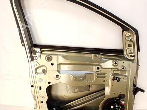 Used Left front door FORD KUGA I 2.0 TDCi (140 hp) 30120831