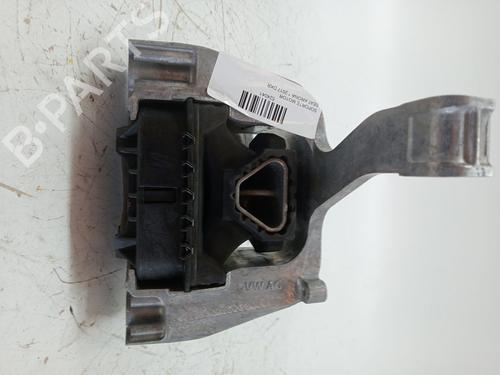 Used Engine mount SEAT ARONA (KJ7, KJP) 1.0 TSI (116 hp) 23368212