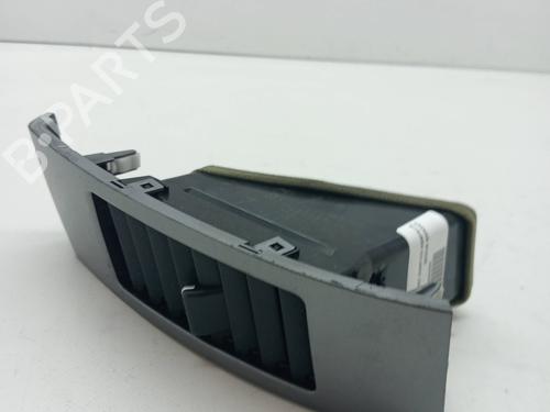 Used Air vent MITSUBISHI OUTLANDER II (CW_W) 2.0 DI-D (CW8W) (140 hp) 23352242