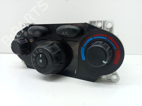 Climate control HYUNDAI SANTA FÉ I (SM) 2.4 16V 4x4 | BP27557224I5 