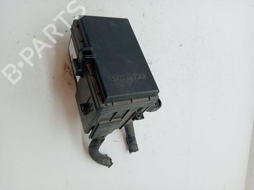 Sikringsdose TOYOTA RAV 4 I (_A1_) 2.0 4WD (SXA10, SXA11) (129 hp) 23355705