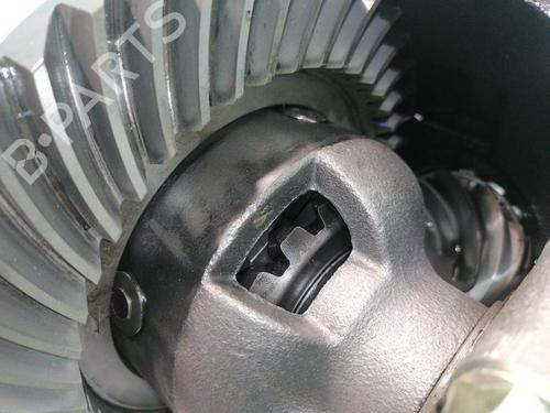 Rear differential SUZUKI GRAND VITARA I (FT, HT) 2.0 HDI 110 16V 4x4 (SQ420D, TD83V) | BP24107997M24 