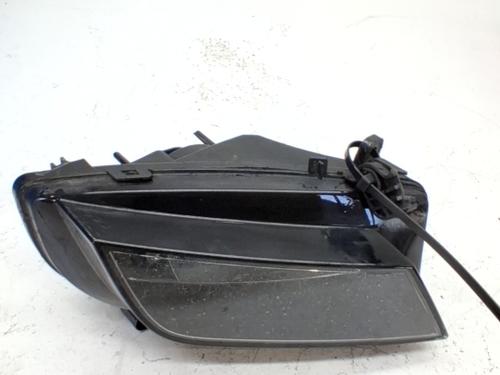 left-front-fog-light-audi-a4-b8-avant-8k5-2007-2008-2009-2010-2011-2012-2013-2014-2015-2016-2017-40546367 main image