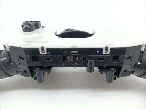 Switch NISSAN QASHQAI II (J11, J11_) 1.5 dCi | BP26538983I30