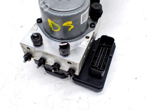 Used ABS pump ABS pump KIA CEED (CD) 1.6 CRDi 136 Eco-Dynamics+ (136 hp) 33762896 33762896