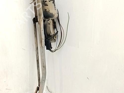 Used Front wiper motor Front wiper motor LAND ROVER FREELANDER I (L314) 2.0 DI 4x4 (98 hp) 34238340 34238340