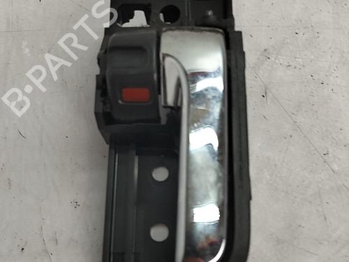 Højre fortil invendig håndtag Højre fortil invendig håndtag TOYOTA COROLLA (_E12_) 2.0 D-4D (CDE120R, CDE120L_) (116 hp) 36788507 36788507
